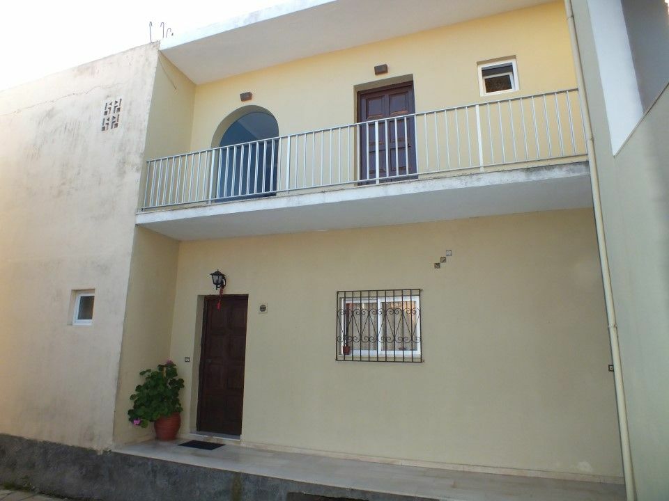 Dina'S Rooms Mesongi Exterior photo